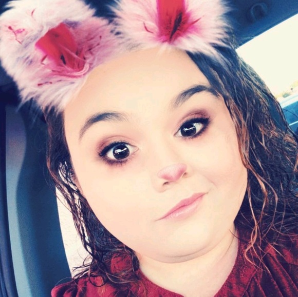 Meet your Posher, Elizabeth - Picture 1 of 1